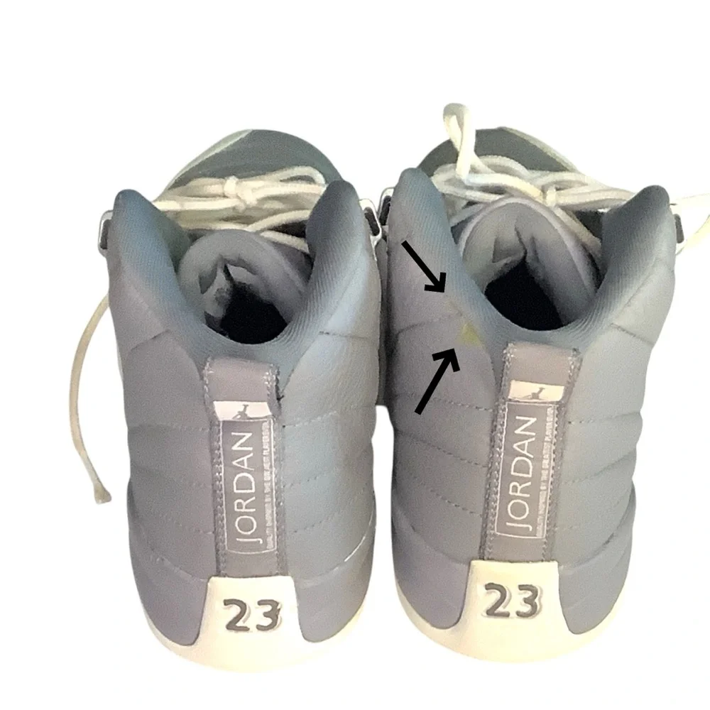 RETRO AIR JORDAN’S GRAY AND WHITE